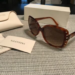💯 NEW Valentino V623S 725 Blonde Havana Sunglass